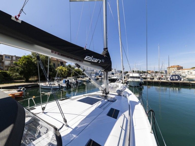 Sailboat rental with or without captain Elan Zadar
