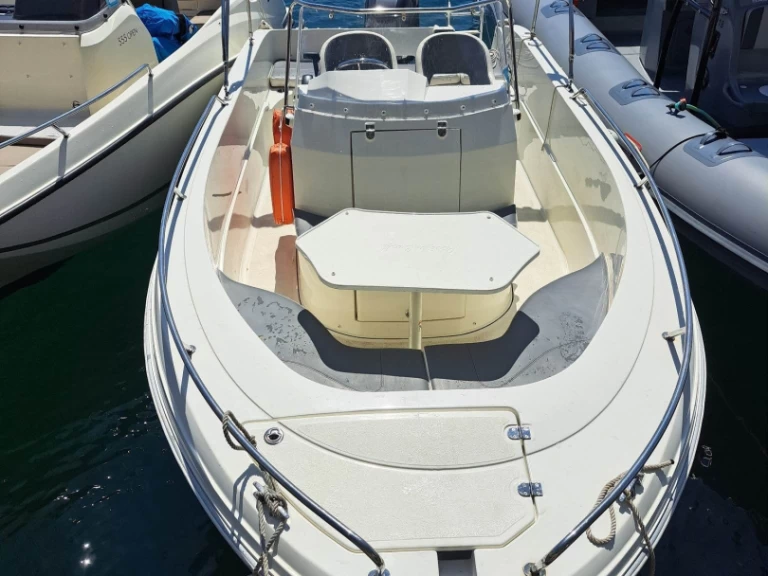 Yacht charter Marseille cheap PACIFIC CRAFT 545