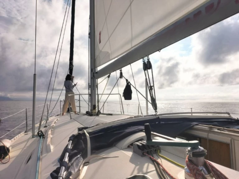Yacht charter Getaria cheap Oceanis 440