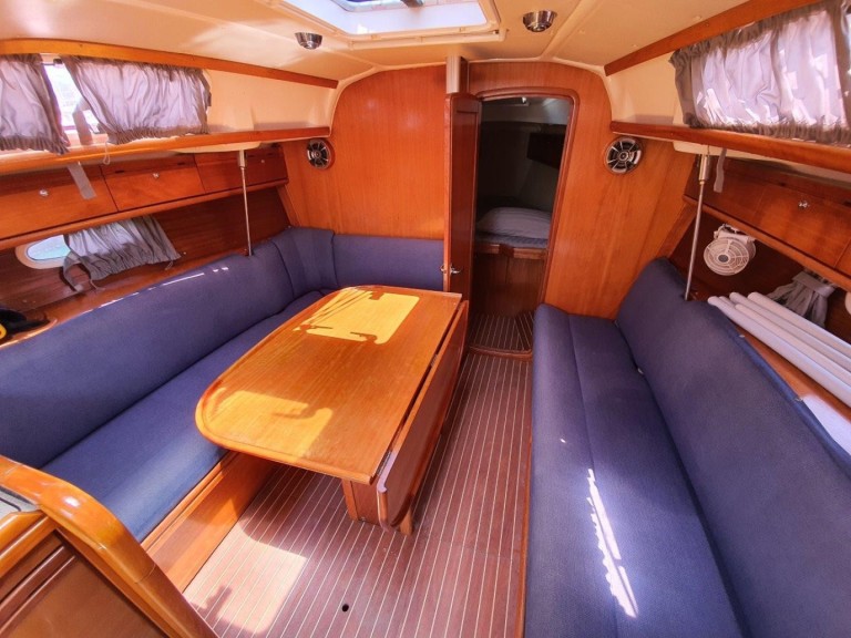 Rent a Bavaria Bavaria 34 Cruiser - 2 cab. Mai Khao