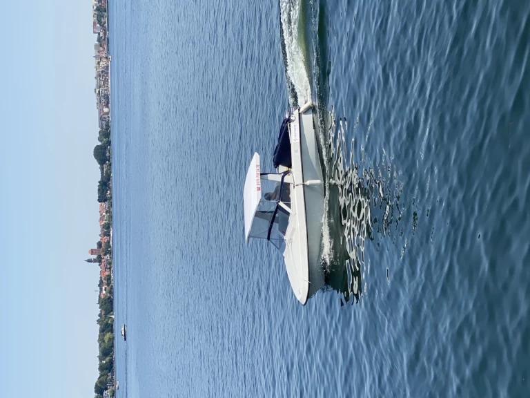 Houseboat rental with or without captain Tagescharter Waren (Müritz)