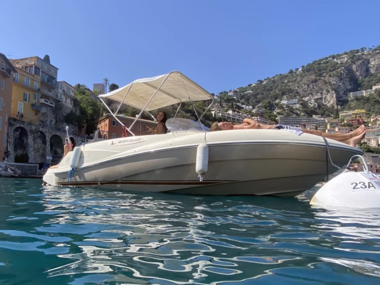 Yacht charter Chantecoq cheap sport