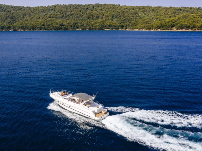 Motorboat rental in Zadar - Innovazione e Progetti 44 SC
