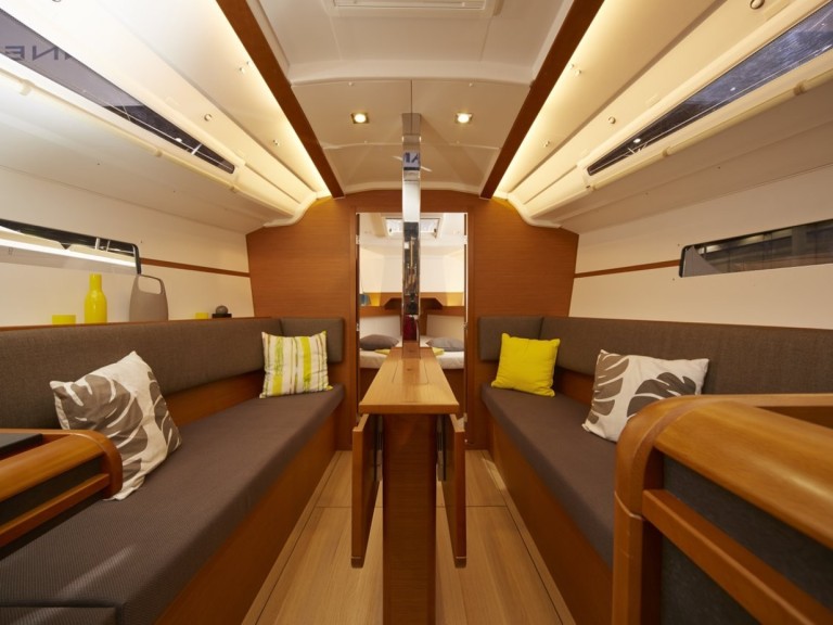 Jeanneau Sun Odyssey 349 in Biograd na Moru on SamBoat