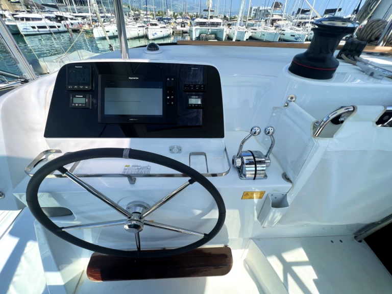 Catamaran for rent Kaštela at the best price