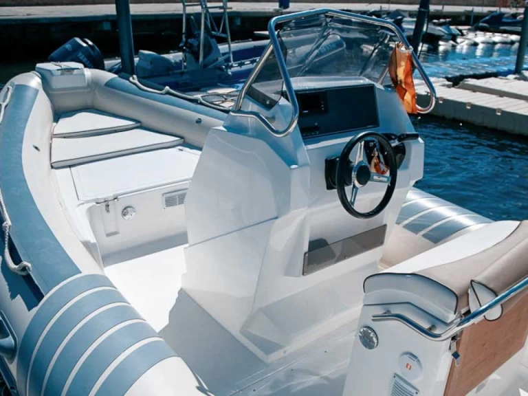 Lomac Lomac 660 IN charter bareboat or captained in  Roses