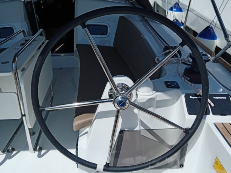 Bareboat Rental Sailboat Jeanneau with a boat licence