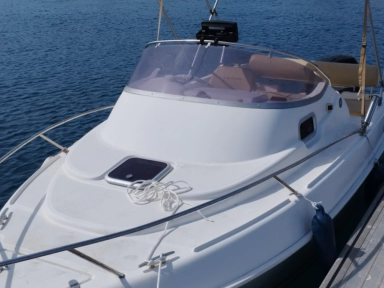 Boat rental B2 Marine Cap Ferret 522 Open Sport in Marseille on Samboat
