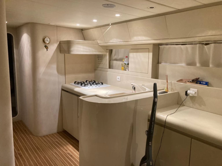 Luxury Yacht rental in Roses - Technomarine Techno 55