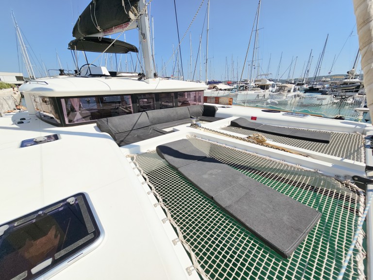 Bareboat Rental Catamaran Lagoon with a boat licence