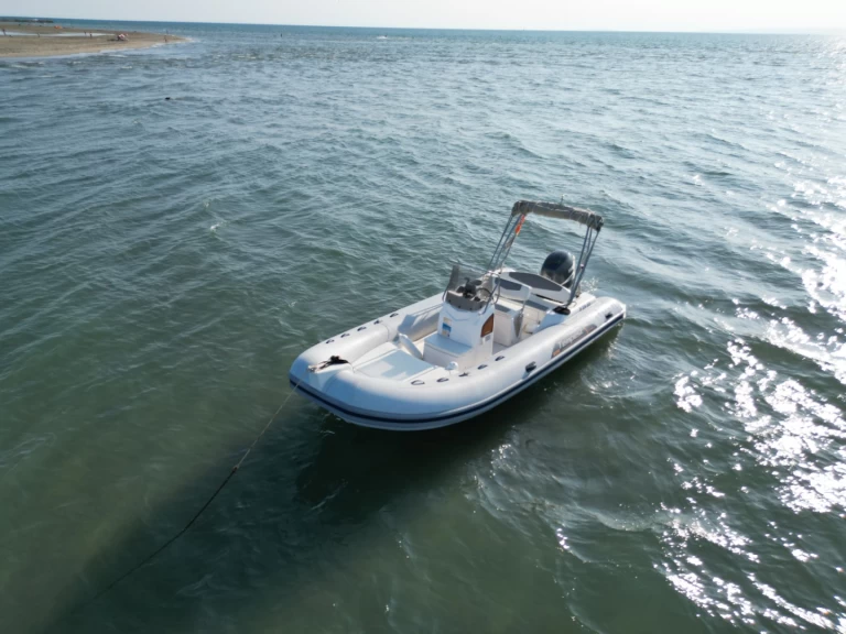 Boat rental Yamaha FX SHO in La Grande-Motte on Samboat