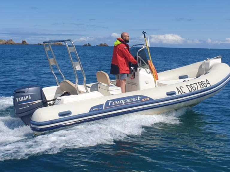 RIB for rent Saint-Malo at the best price