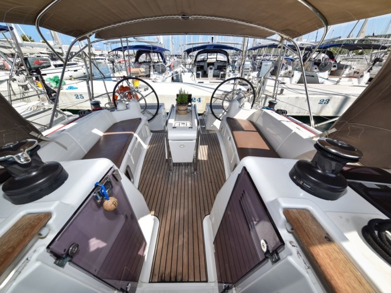 Sailboat rental with or without captain Jeanneau Sukošan