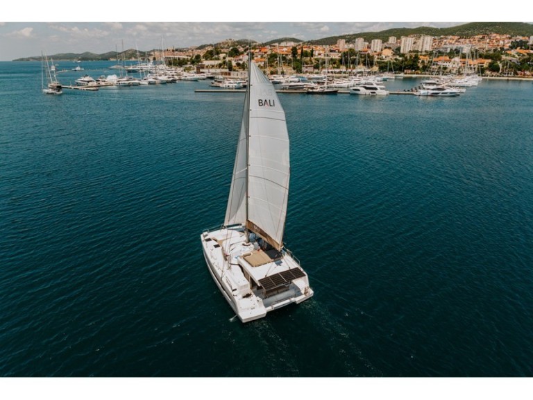 Catamaran rental with or without captain Bali Šibenik