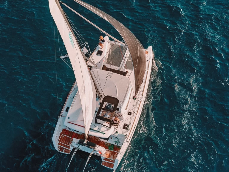 Rent a Lagoon 40 Barcelona