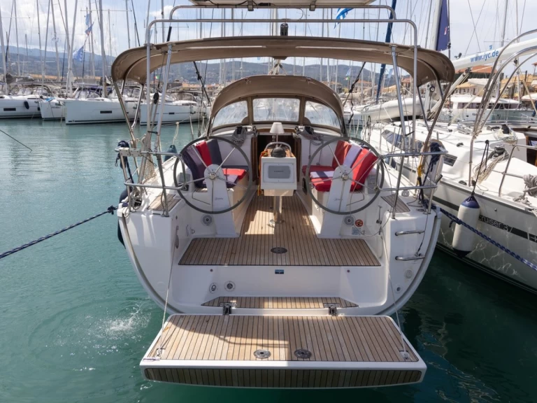 Bareboat Rental Sailboat Bavaria with a boat licence