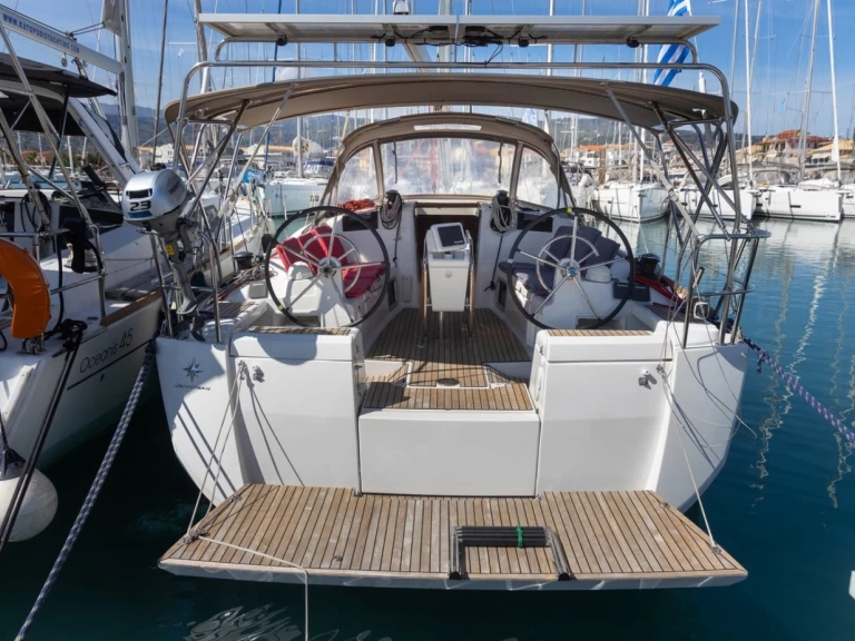 Rent a Jeanneau Sun Odyssey 419 Lefkáda