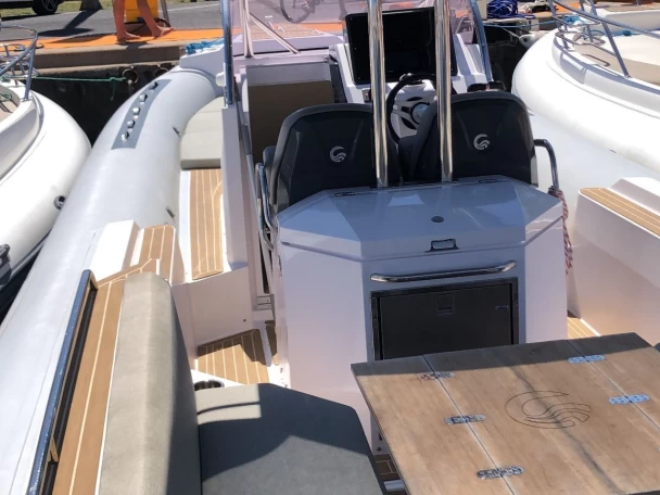 Bareboat Rental RIB Capelli with a boat licence