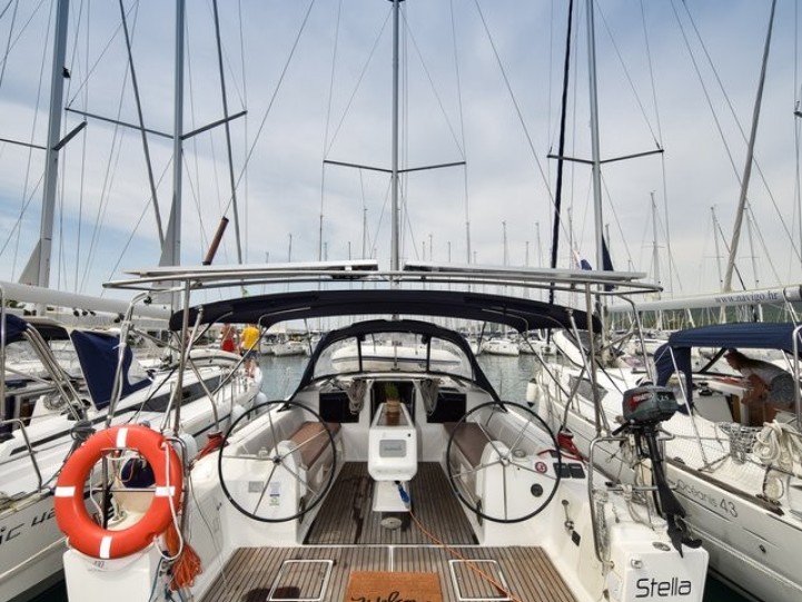 Sailboat rental in Sukošan - Dufour Dufour 410 Grand Large