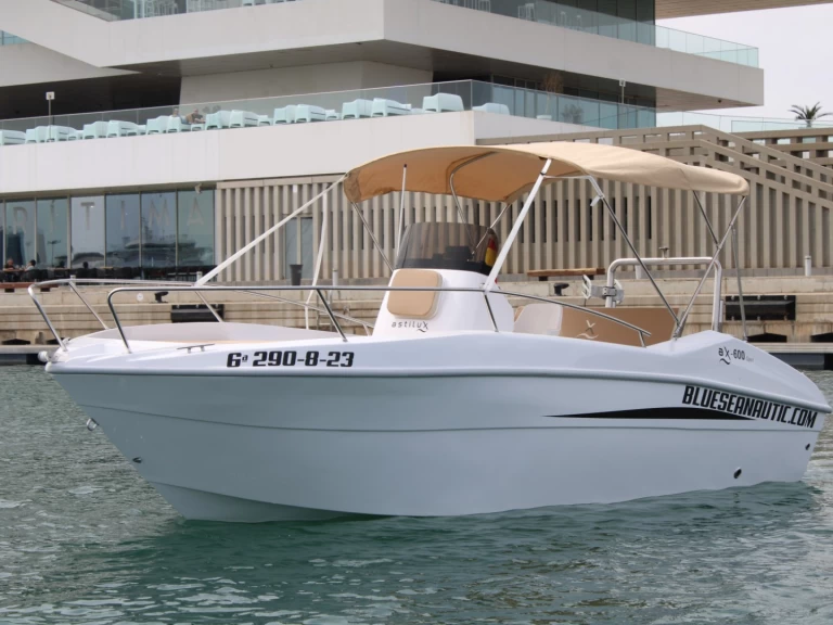 Motorboat for rent Valencia at the best price