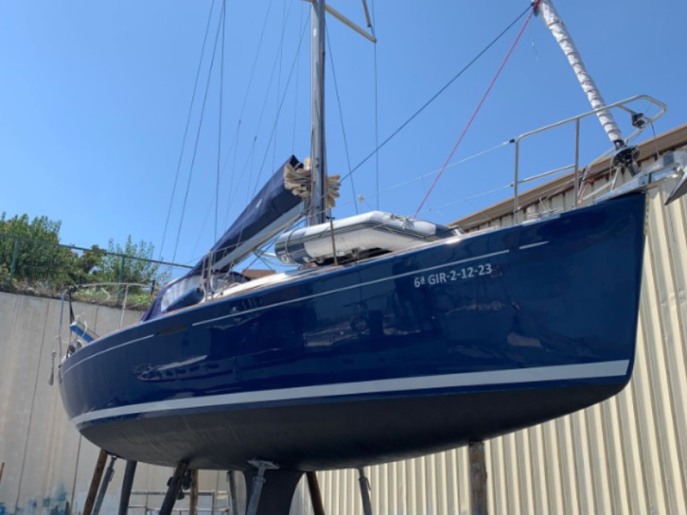 Sailboat rental with or without captain Bénéteau Palamós