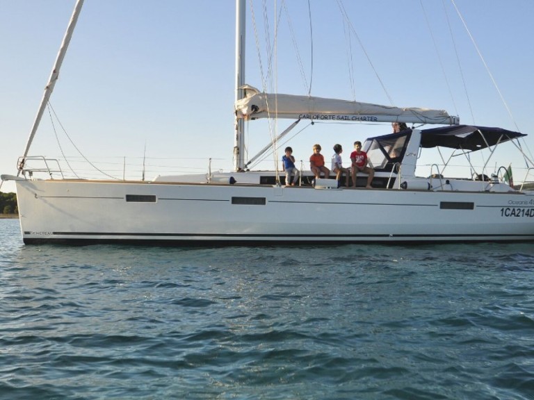 Sailboat rental with or without captain Bénéteau Carloforte