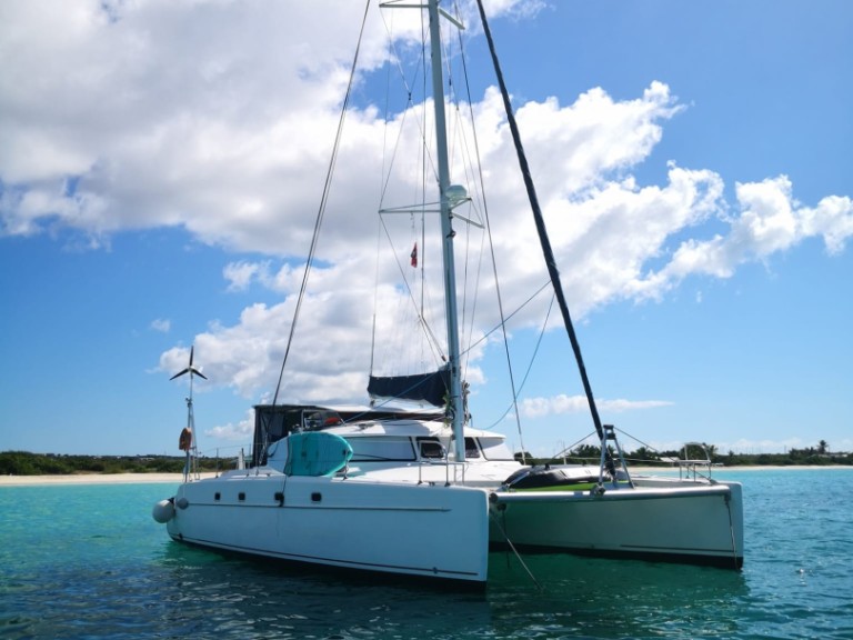 Yacht charter Marigot cheap Belize 43