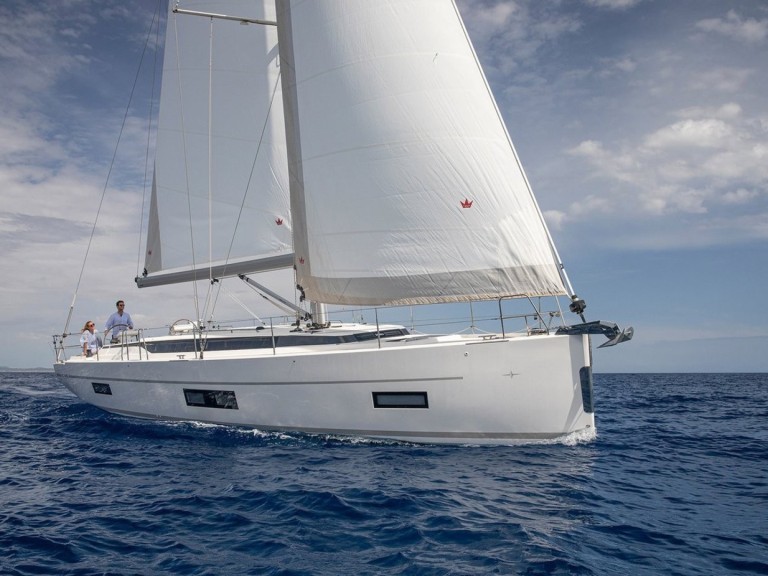 Sailboat for rent Pirovac at the best price