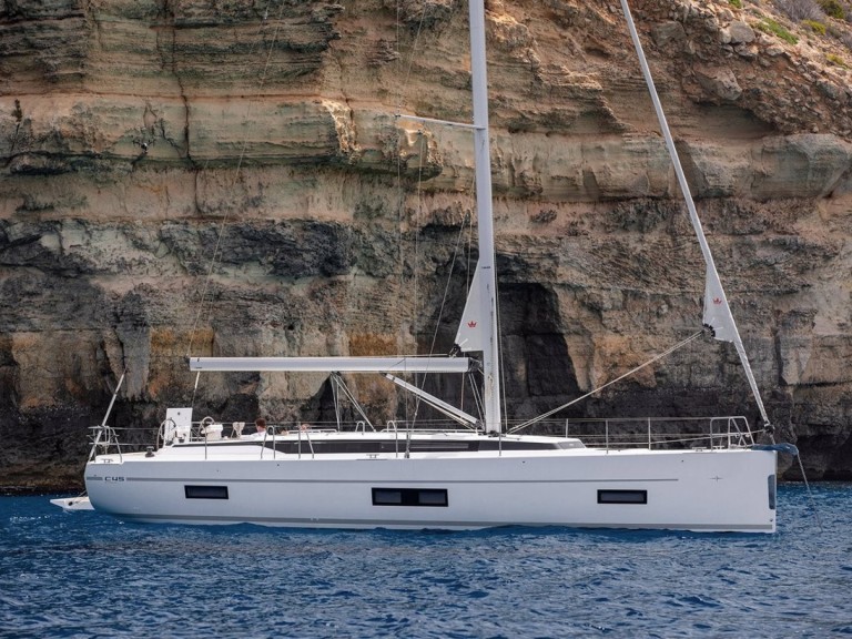Bavaria Bavaria C45 in Pirovac on SamBoat