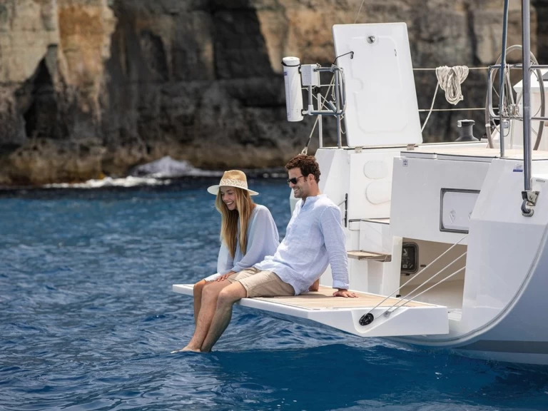 Rent a Bavaria Bavaria C45 Pirovac