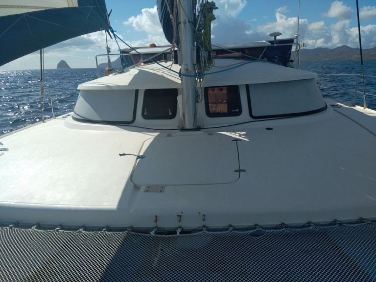Catamaran rental in Le Marin - Fountaine Pajot Belize 43