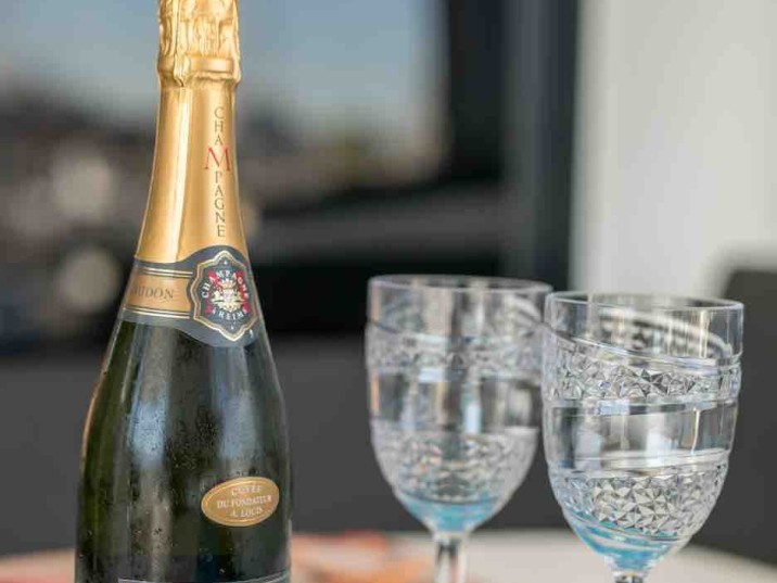 Bareboat Rental Catamaran Lagoon with a boat licence