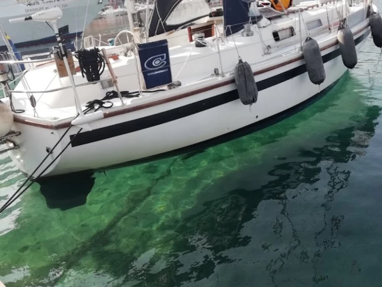 Yacht charter Santa Margherita Ligure cheap 33 KETCH