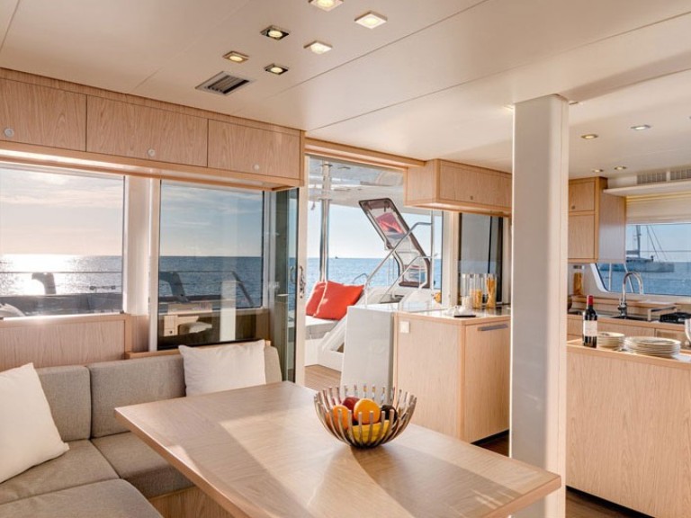 Catamaran rental in Gouvia - Lagoon Lagoon 52 F