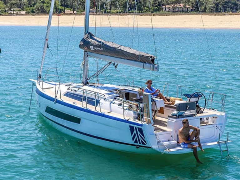 Bareboat Rental Sailboat Dufour with a boat licence