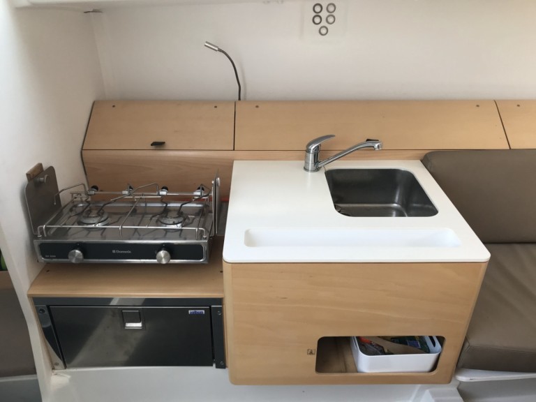 Sailboat rental with or without captain Pogo Structures Marseille