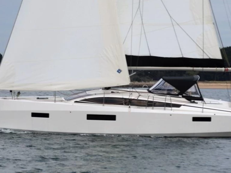 Bareboat Rental Sailboat RM with a boat licence