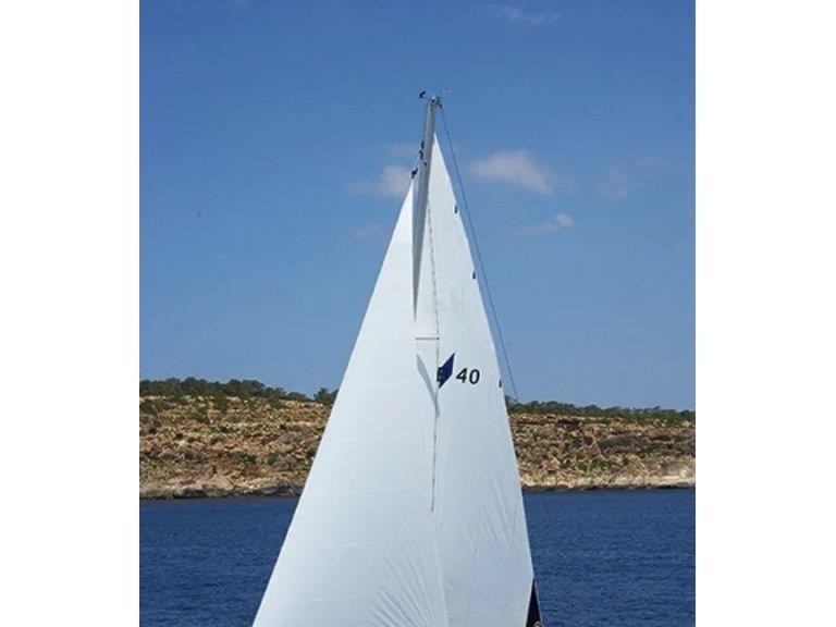 Bavaria Bavaria 40 Cruiser charter bareboat or captained in  Préveza