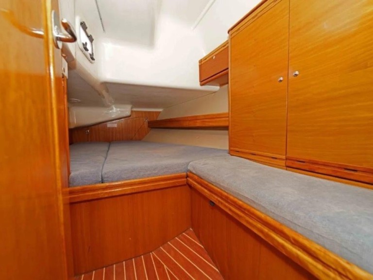 Sailboat rental in Préveza - Bavaria Bavaria 40 Cruiser