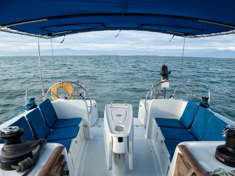 Sailboat rental in Préveza - Bénéteau Cyclades 43.4