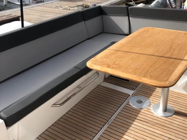 Boat rental Jeanneau Merry Fisher 1095 in Siracusa on Samboat