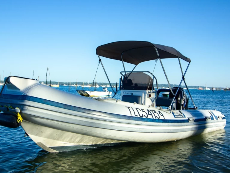 Joker Boat Clubman 19 charter bareboat or captained in  Arcachon