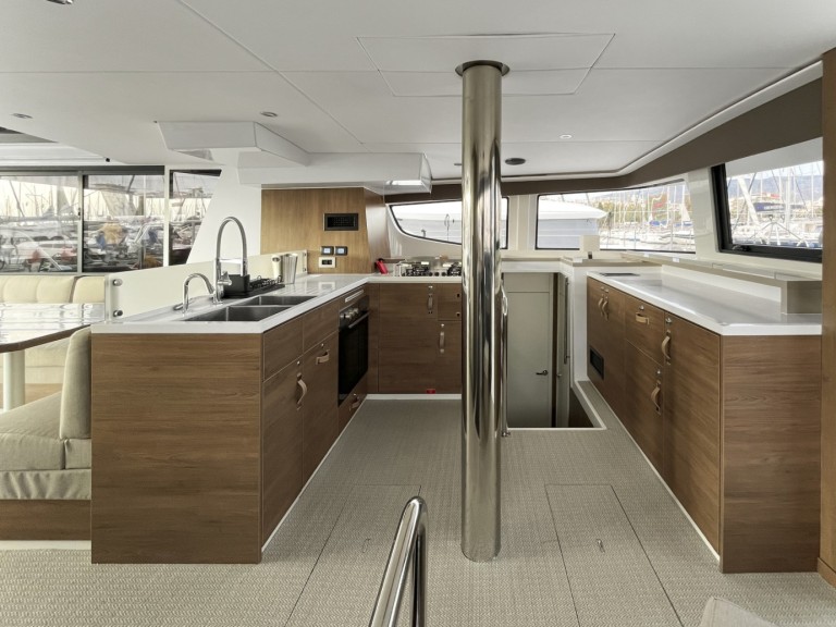 Catamaran for rent Alimos at the best price