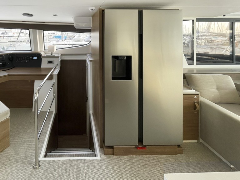 Bali Bali 4.6 in Alimos on SamBoat