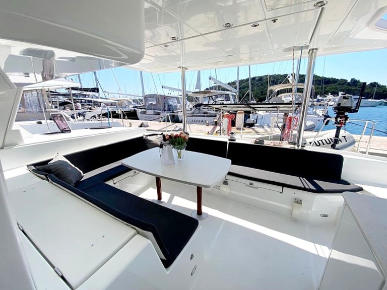 Catamaran for rent Marina Frapa at the best price