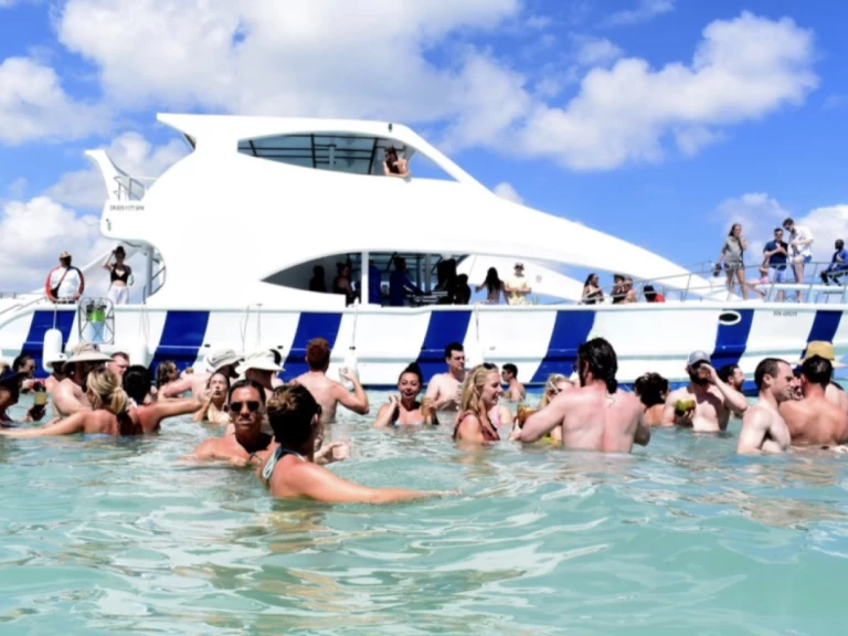 Ocean Yachts Ocean Star 60.1 in Zona Turistica De Bávaro on SamBoat