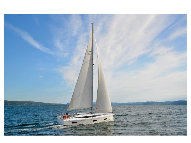 Boat rental Bavaria Bavaria C42 in Marmaris on Samboat