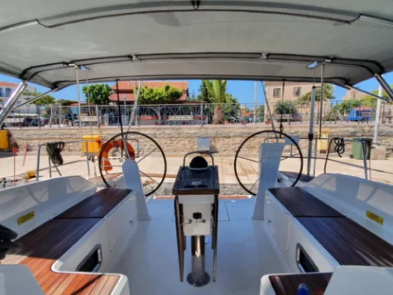 Boat rental Bavaria Cruiser 51 in Lefkáda on Samboat