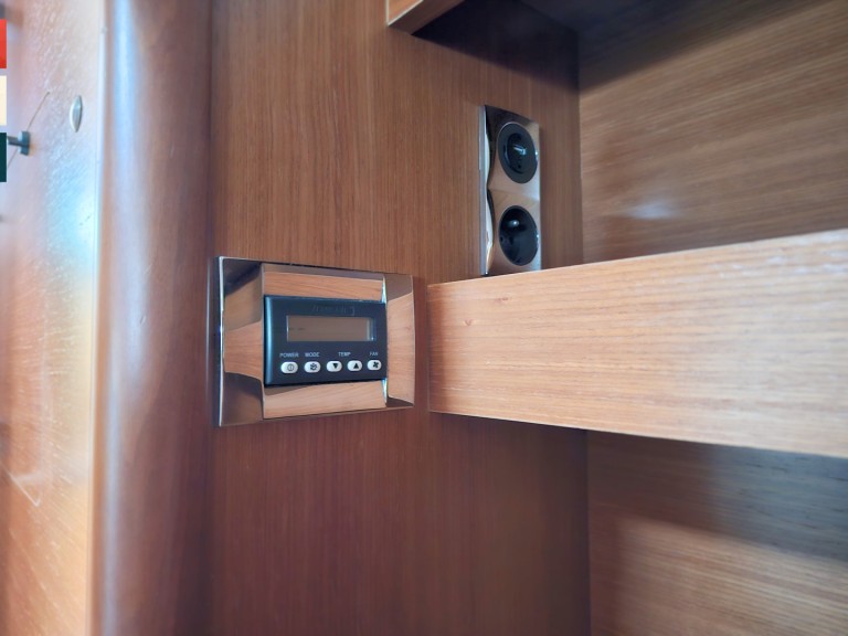 Sailboat rental in Rogoznica - Dufour Dufour 520 Grand Large