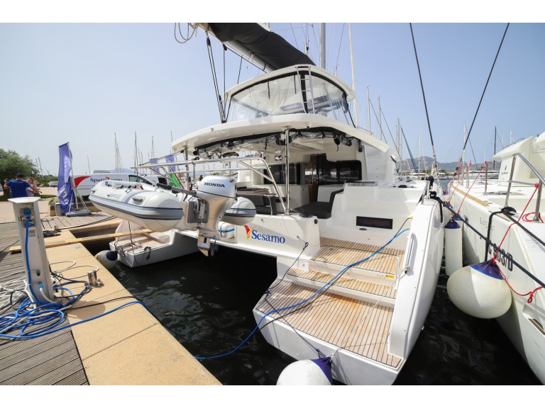 Bareboat Rental Catamaran Lagoon with a boat licence